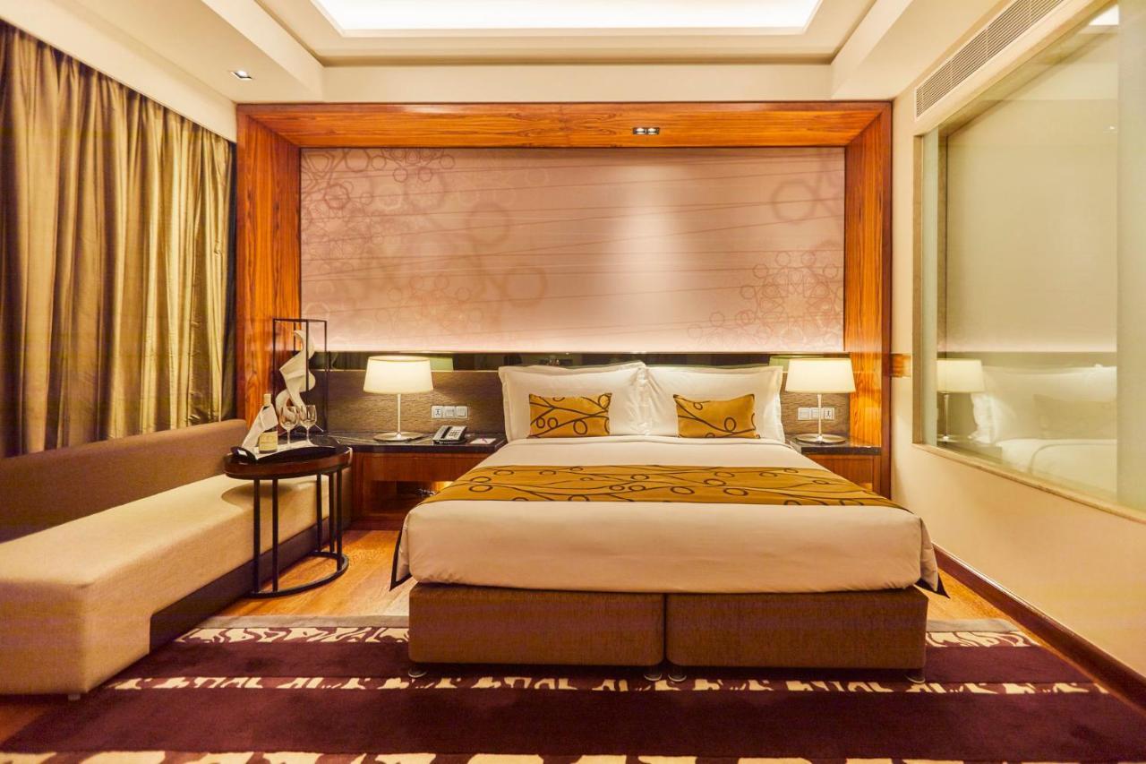 Crowne Plaza New Delhi Rohini By Ihg Hotel Luaran gambar